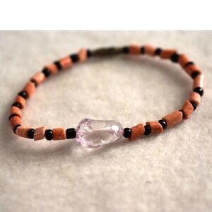 Vintage Beachy Coral Shell Black Beads Clear Stone Barrel Clasp7.5 Inch Bracelet